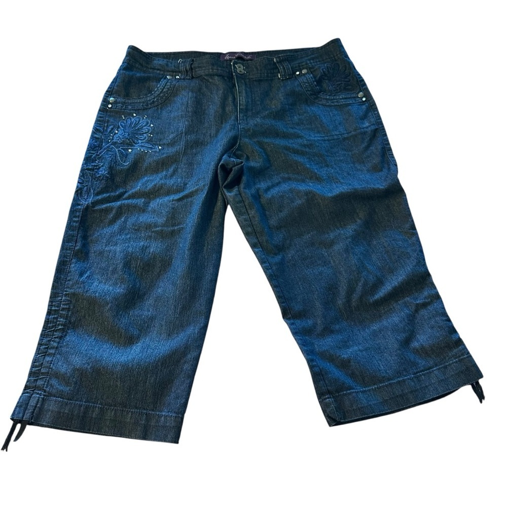 Gloria Vanderbilt Dark Blue Cropped Jeans